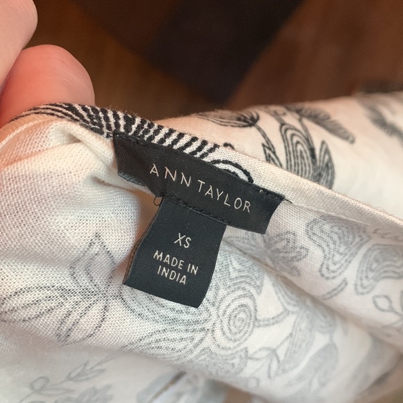 NWT Ann Taylor Linen Blouse XS - Picture 4 of 4